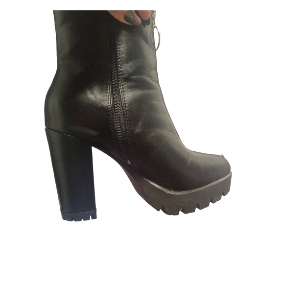 Corporate Goth Chic Black Ankle Boots with Front Zipper - Picture 3 of 10